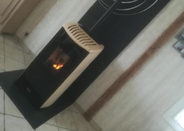 Pose d'un poêle Ferroli